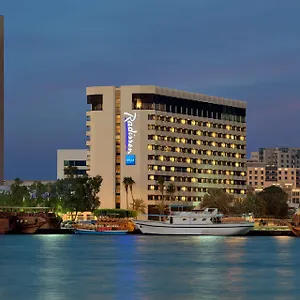 Radisson Blu Hotel, Deira Creek Dubái